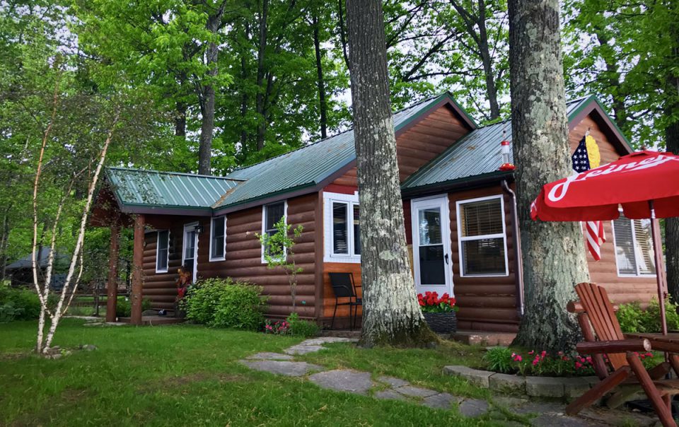 Cabin 7 at Chief Lake Lodge in Hayward, WI